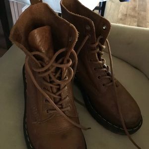 Doc marten boots brown size 6